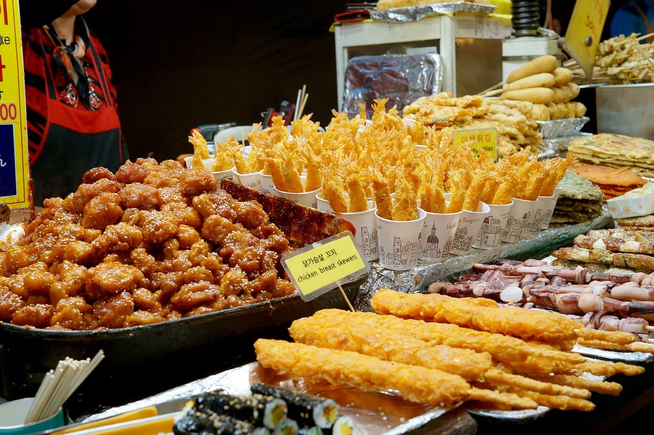 The Art of Street Food: Culinary Traditions from Around the World
